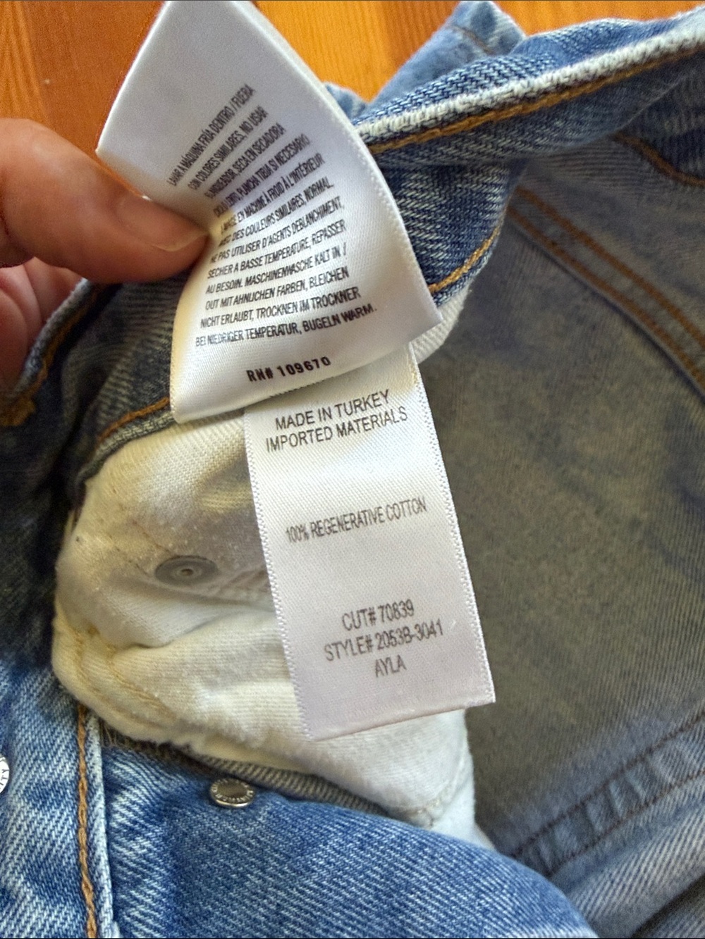 Citizens Of Humanity Ayla Cuffed Jeans - Picture 8 of 9